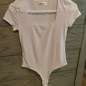 White Fitted Bodysuit with Tie Front and Square Neckline